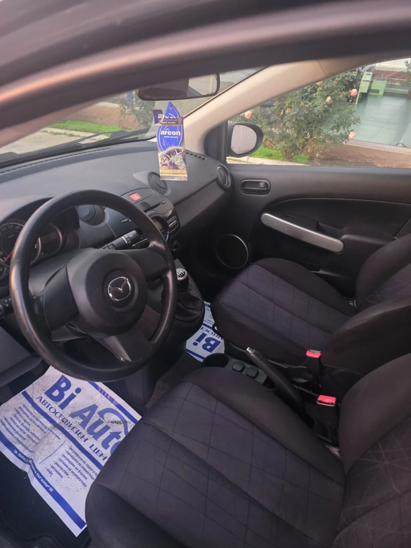 Mazda 2 1.4i LPG Facelift , снимка 7 - Автомобили и джипове - 52416385