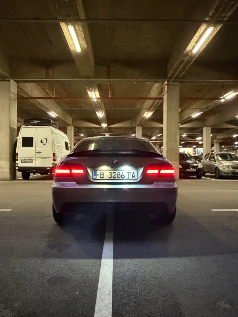 BMW 330 M57, снимка 4 - Автомобили и джипове - 52595159