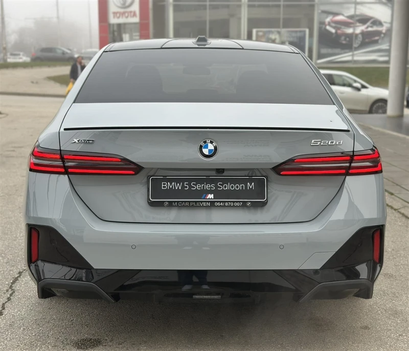 BMW 520 xDrive Sedan, снимка 15 - Автомобили и джипове - 52817366