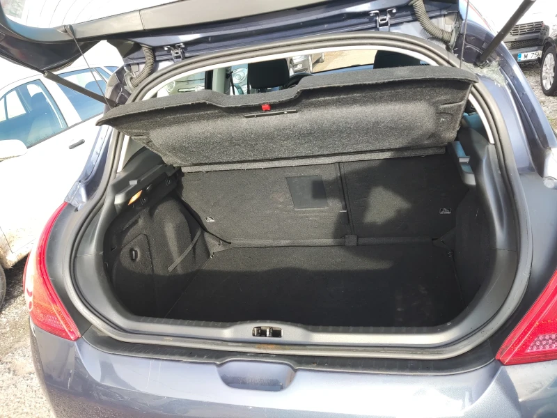 Peugeot 308 2.0HDI Automatic , снимка 9 - Автомобили и джипове - 52859937