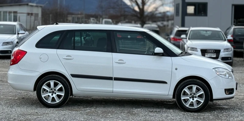 Skoda Fabia 1.9TDi 105к.с * Климатроник* , снимка 8 - Автомобили и джипове - 53270763
