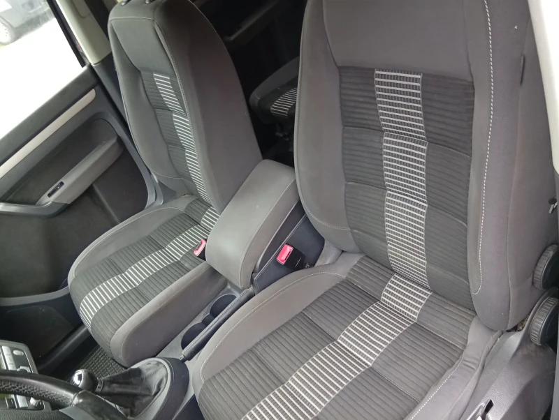 VW Touran TDI KLIMA , снимка 7 - Автомобили и джипове - 53389041