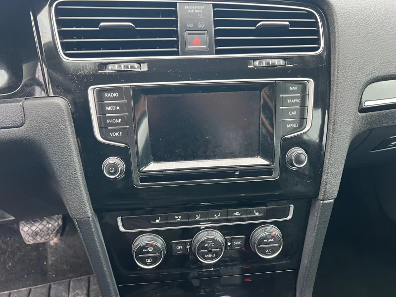 VW Golf 1.6 105 Автомат Нов внос Австрия, снимка 14 - Автомобили и джипове - 53395953