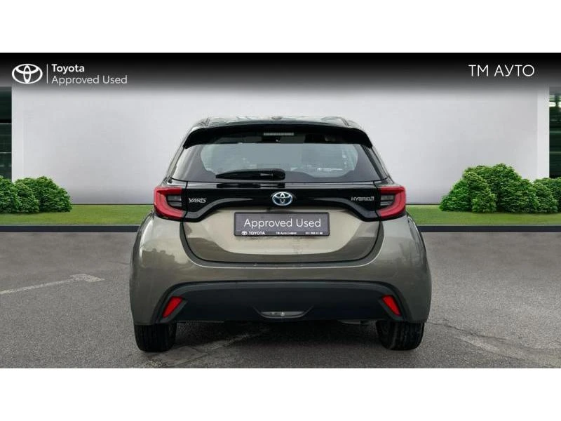 Toyota Yaris 1.5 hsd trend, снимка 4 - Автомобили и джипове - 52950215