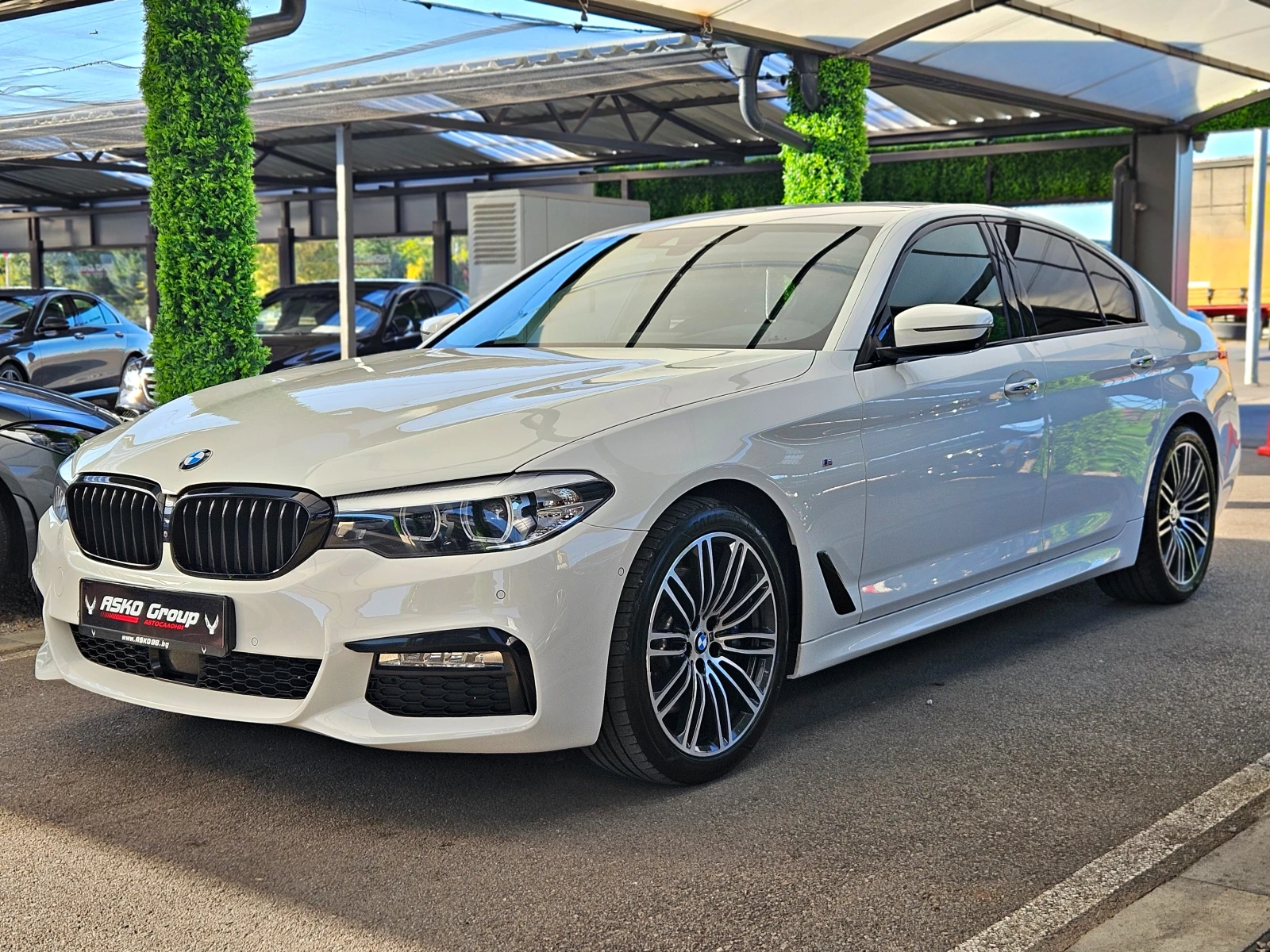 BMW 530 M/XD/GERMANY/DISTR/HUD/3DCAMERA/ПОДГРЕВ/HARMAN/LIZ, снимка 1