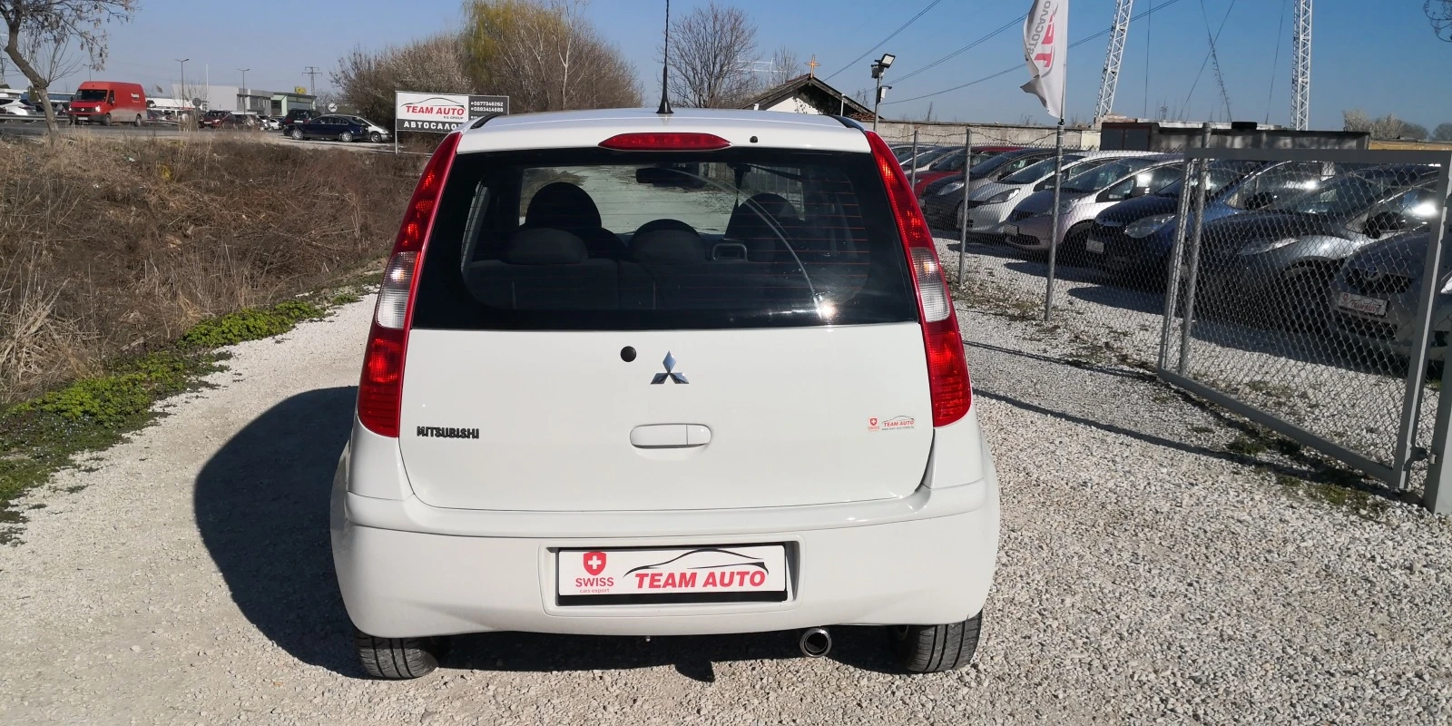 Mitsubishi Colt 1.5 I SWISS - изображение 4