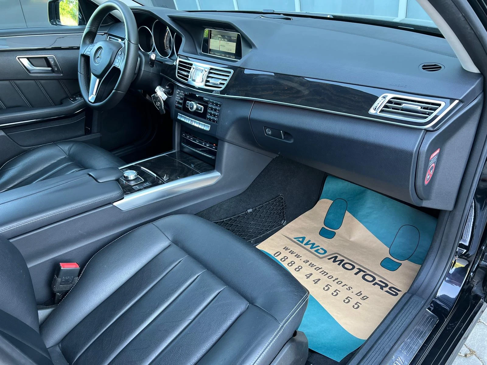 Mercedes-Benz E 250 4х4, Панорама, Автомат, Навигация, Кожа, Подгрев - изображение 7