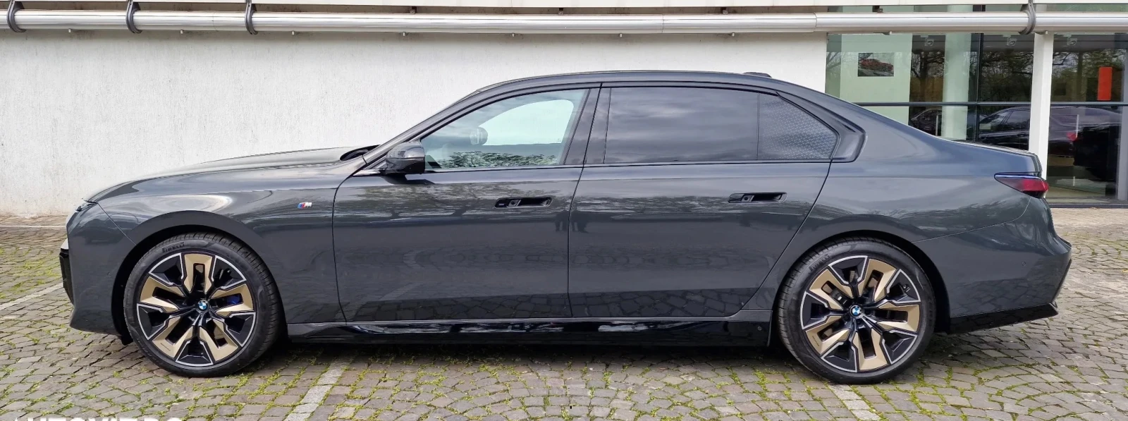 BMW i7 60 xDrive 105.7 kWh - изображение 5