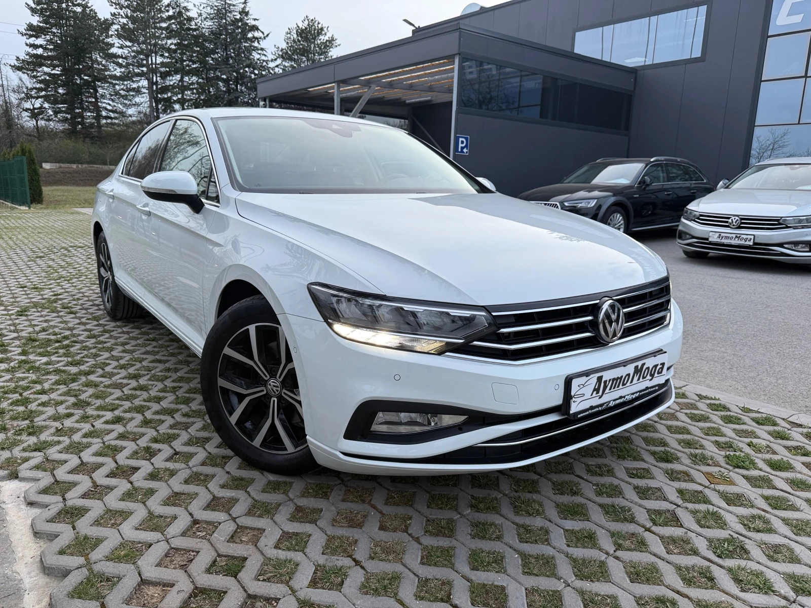 VW Passat 2.0 AVTOMAT LED KAMERA | Mobile.bg   1