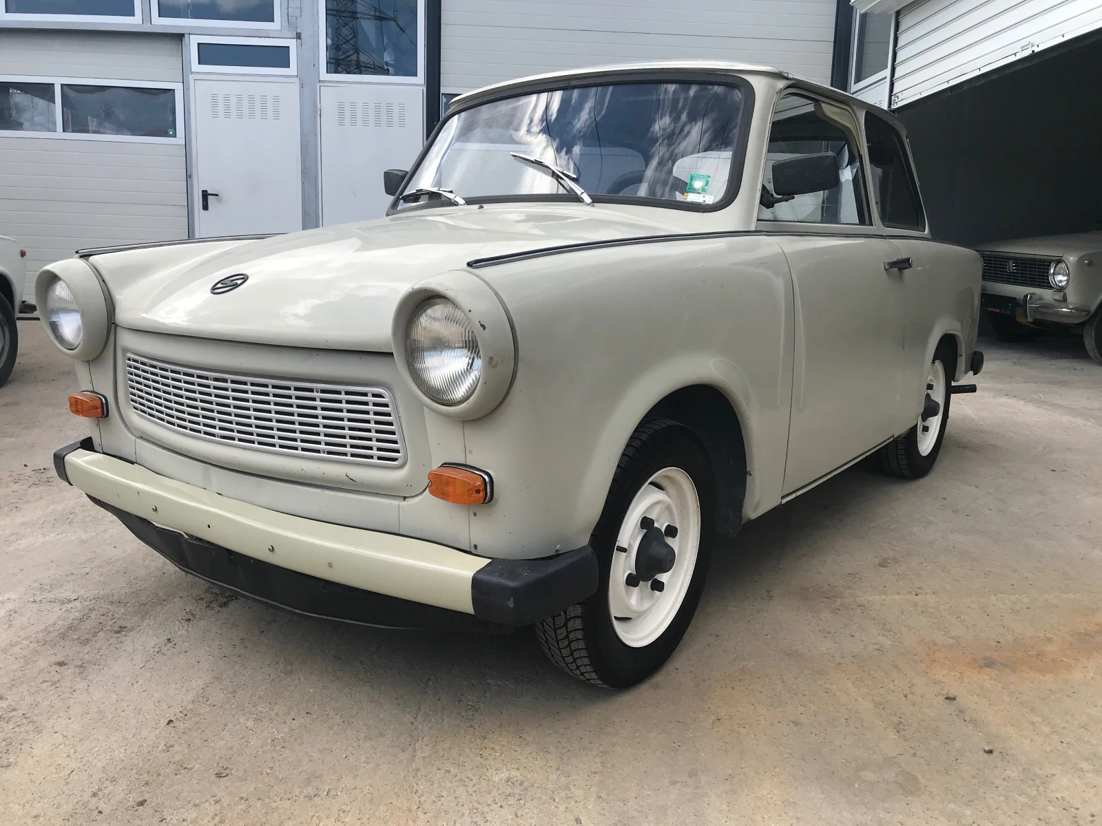 Trabant 601 ОРИГИНАЛ  - изображение 2