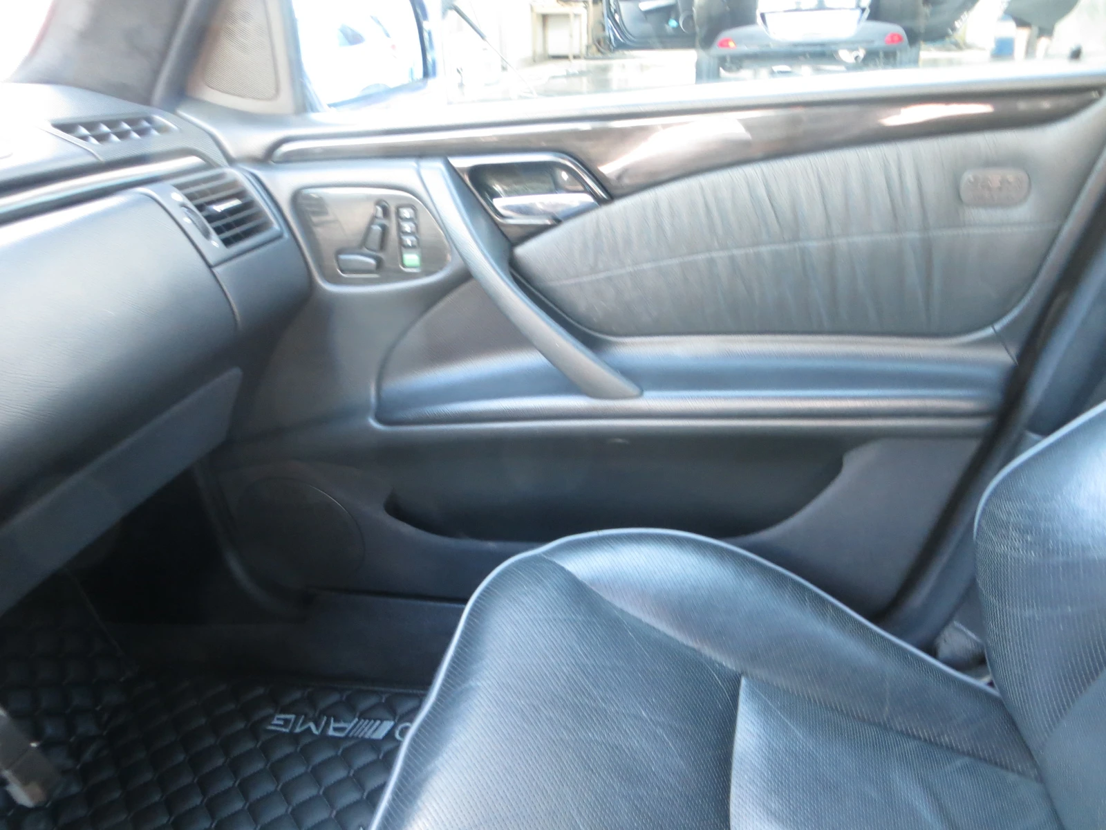 Mercedes-Benz E 420 AMG   | Mobile.bg   16