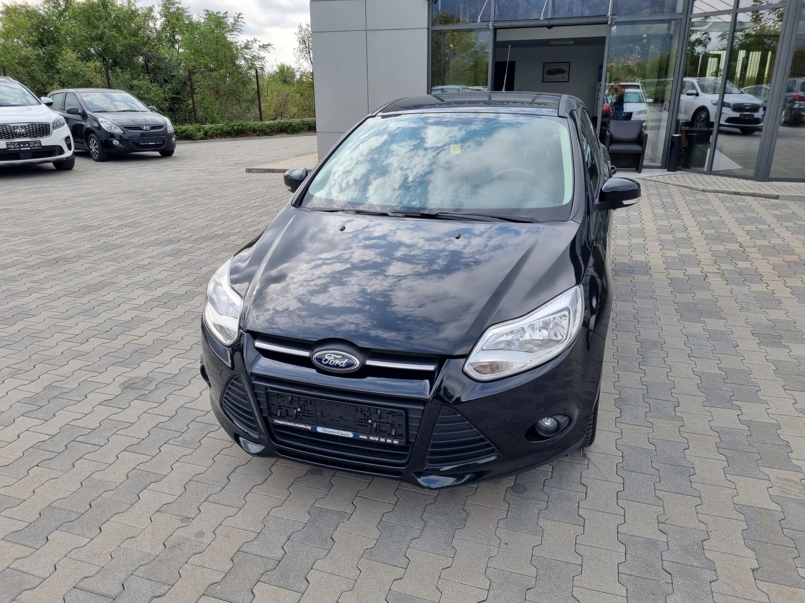 Ford Focus 1.6i-150ps БЕНЗИН * 2011г. КАТО НОВ - изображение 3
