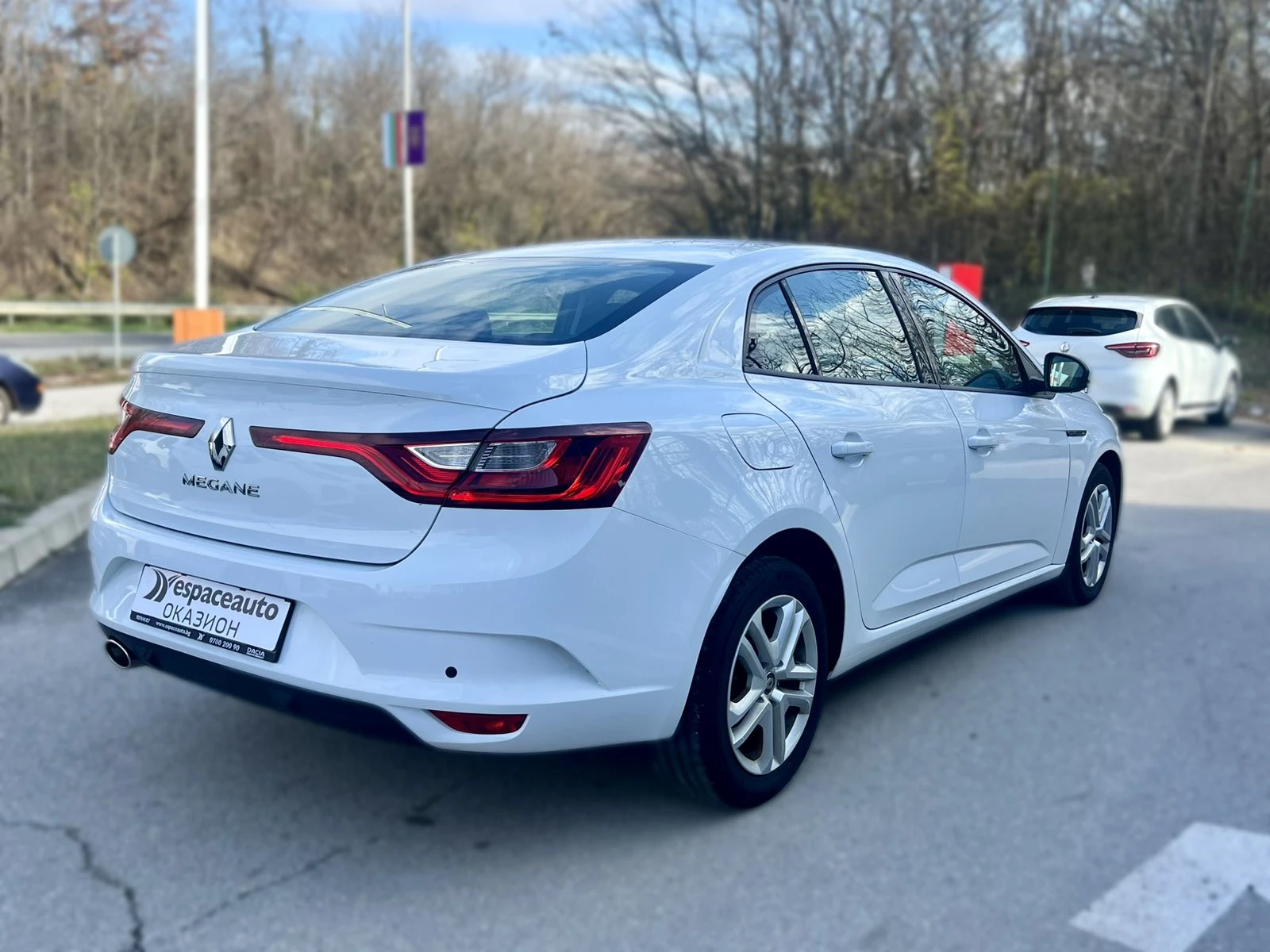 Renault Megane Sedan 1.3 TCe / 140 .. / 6 . | Mobile.bg   4