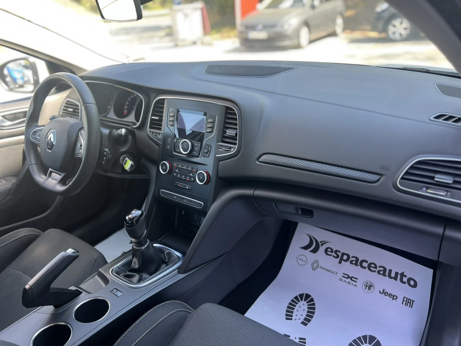 Renault Megane Sedan 1.3 TCe / 140 .. / 6 . | Mobile.bg   8