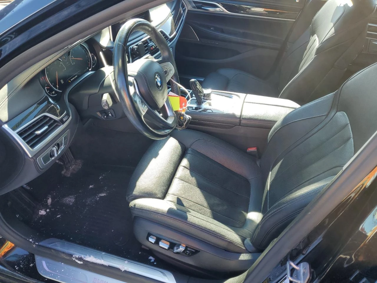 BMW 740 XI КРАЙНА ЦЕНА/DISTRONIC/HEAD-UP/DIGITAL/ОБДУХВАНЕ - изображение 8