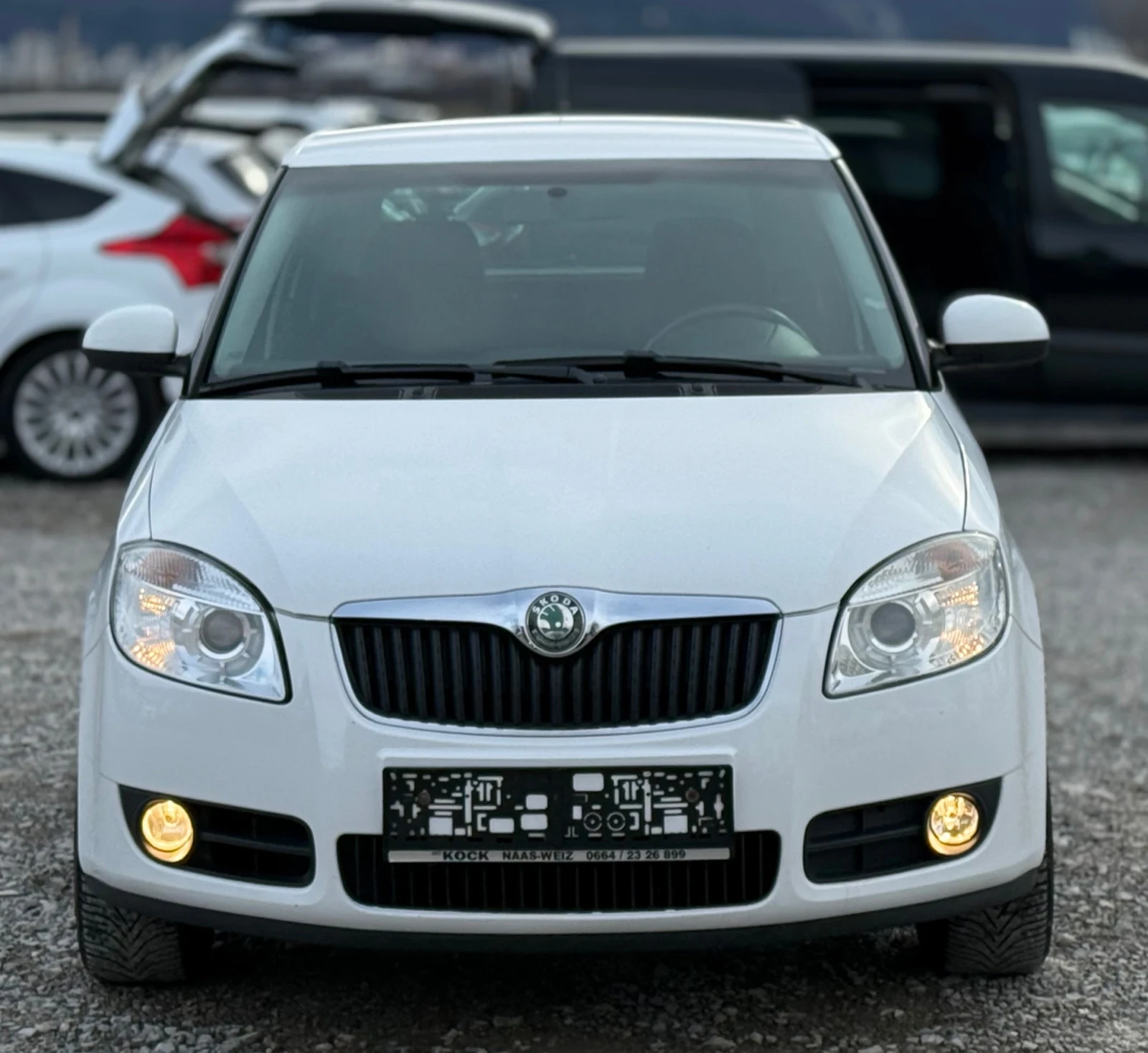 Skoda Fabia 1.9TDi 105к.с * Климатроник*  - изображение 2