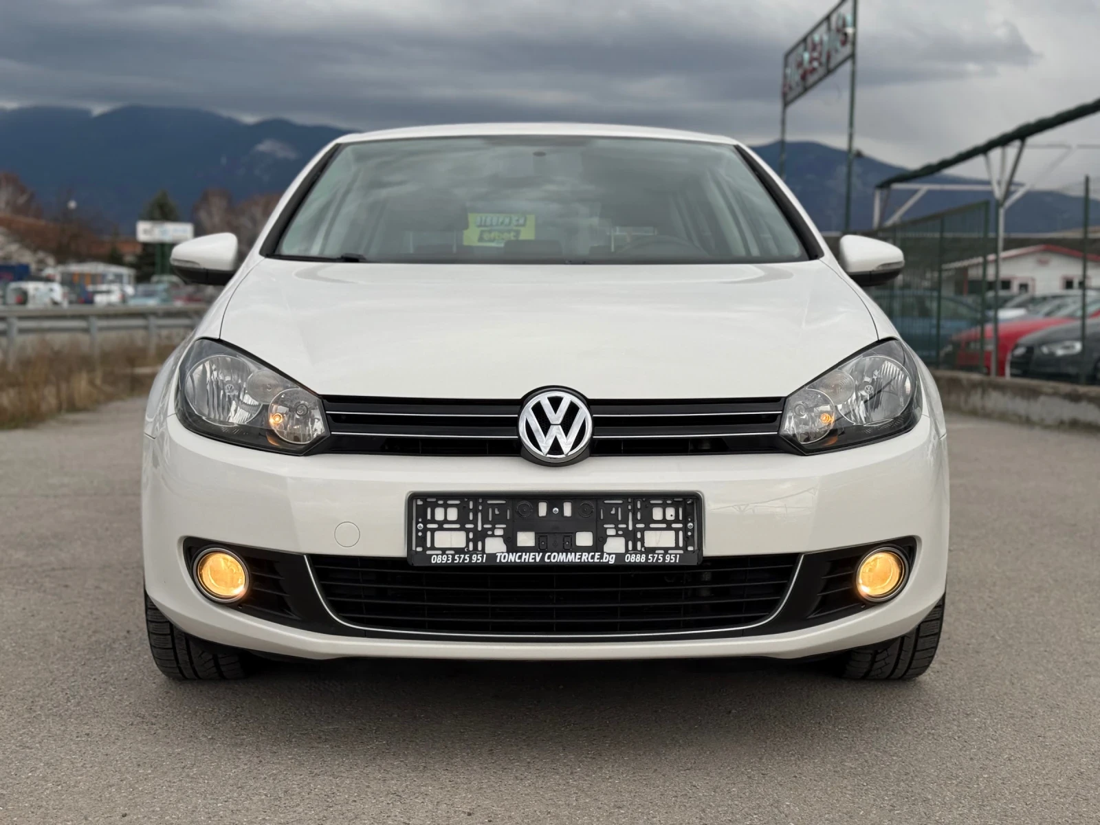 VW Golf 1.6-TDI-AUTOMAT-HIGHLINE-TOP-NEW-BEST-AVTOPILOT - изображение 2