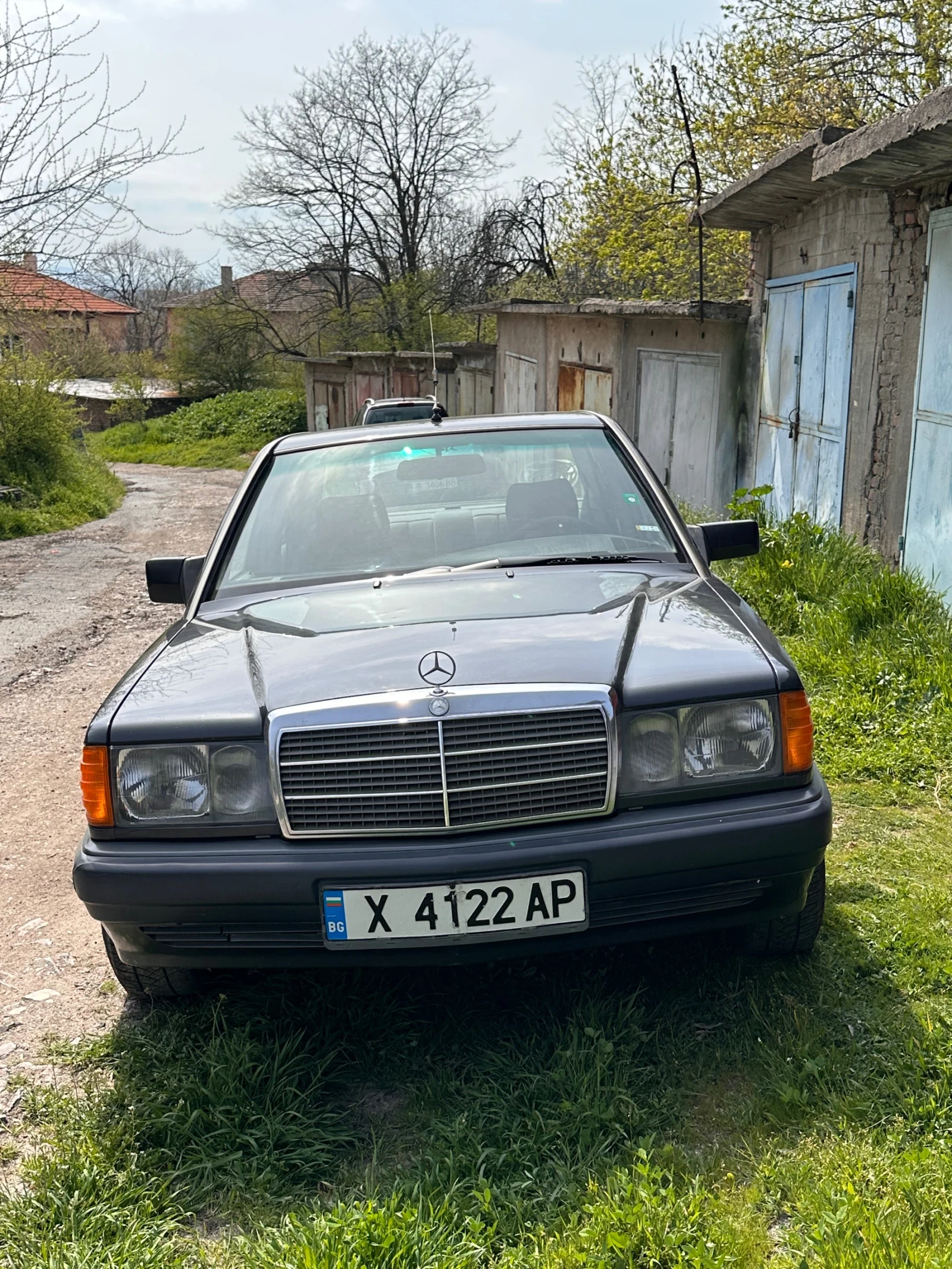 Mercedes-Benz 190, снимка 2 - Автомобили и джипове - 54181546