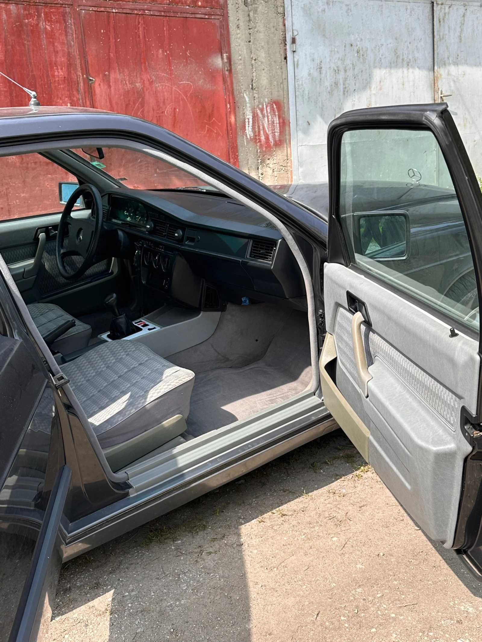 Mercedes-Benz 190, снимка 6 - Автомобили и джипове - 54181546