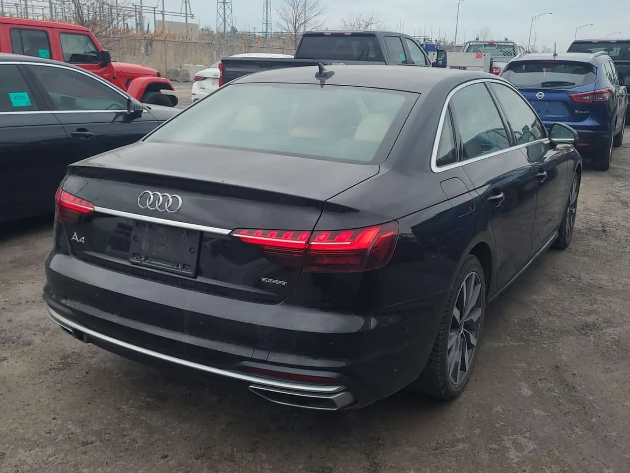 Audi A4 * KOMFORT * CARFAX * 2 ����� * �������� * �������  | Mobile.bg � ����������� 3