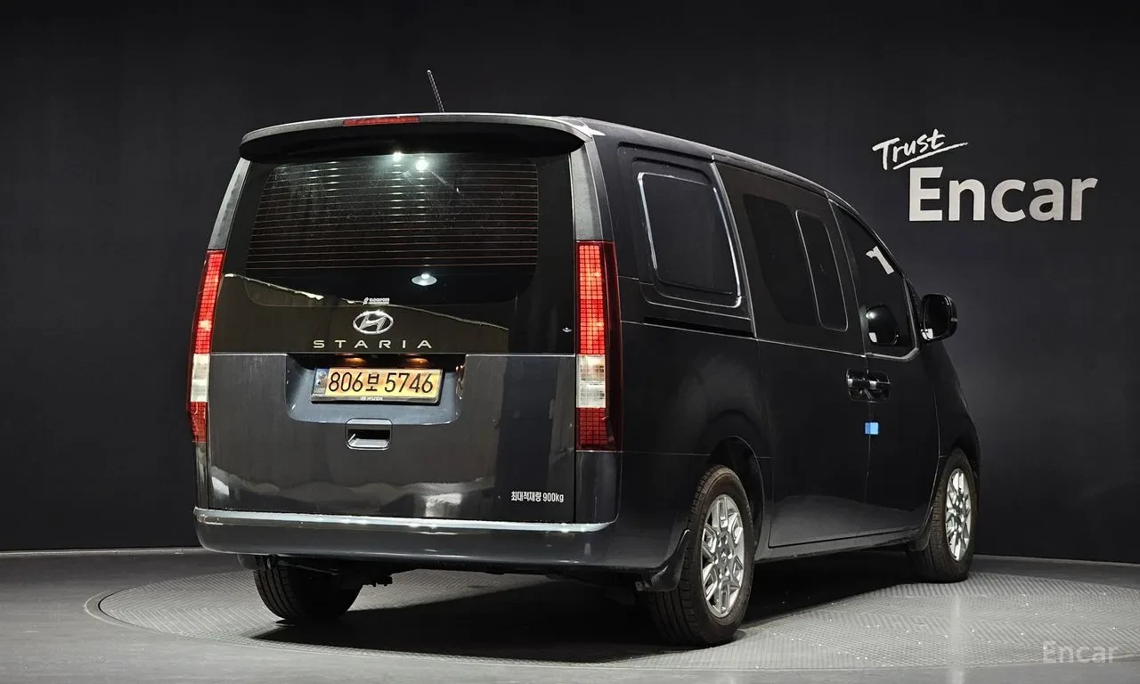 Hyundai Staria L3.5 Cargo 5-seater M, снимка 2 - Автомобили и джипове - 54699929