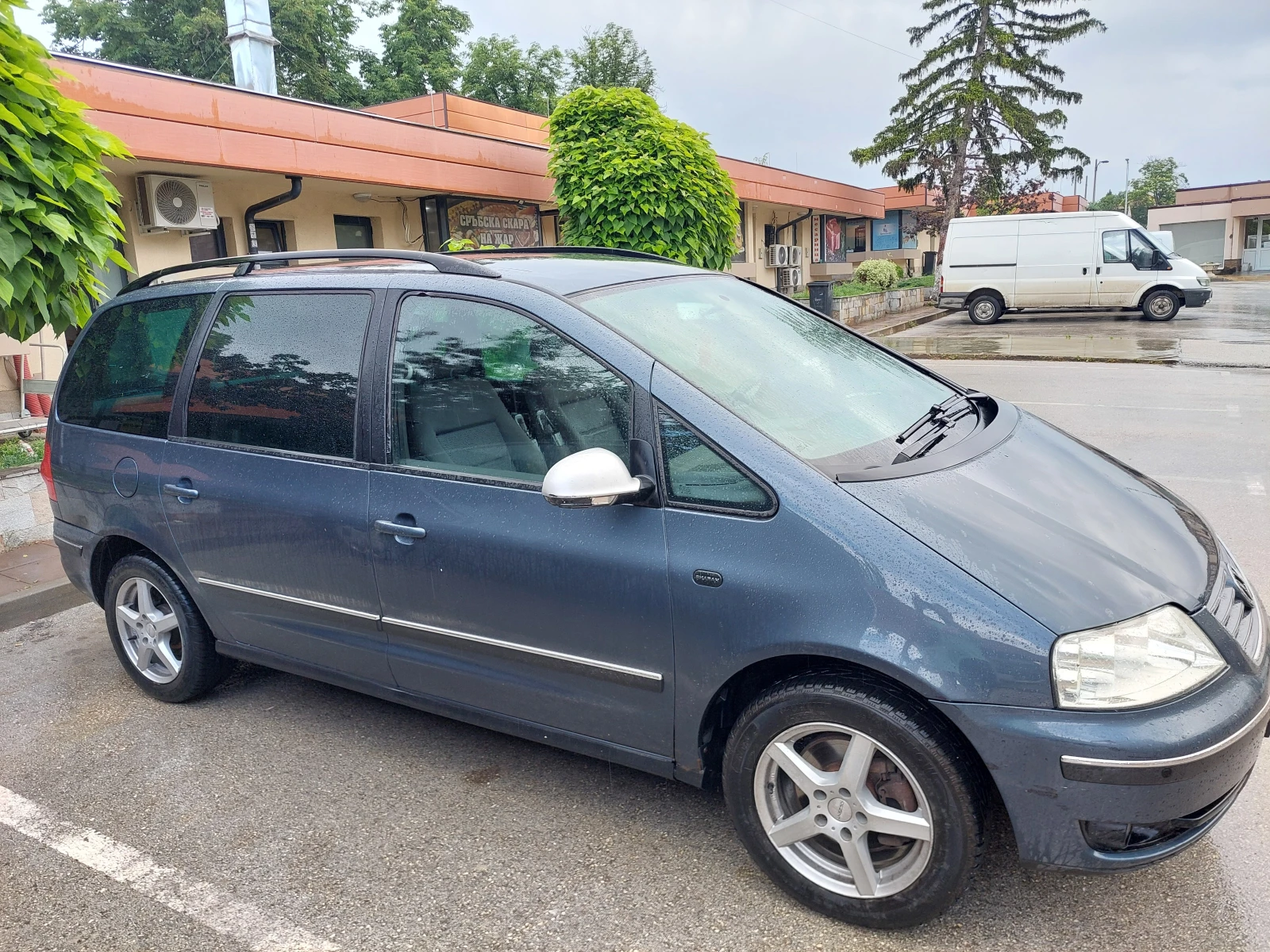 VW Sharan 1.9tdi, 131 к.с, снимка 3 - Автомобили и джипове - 54773416