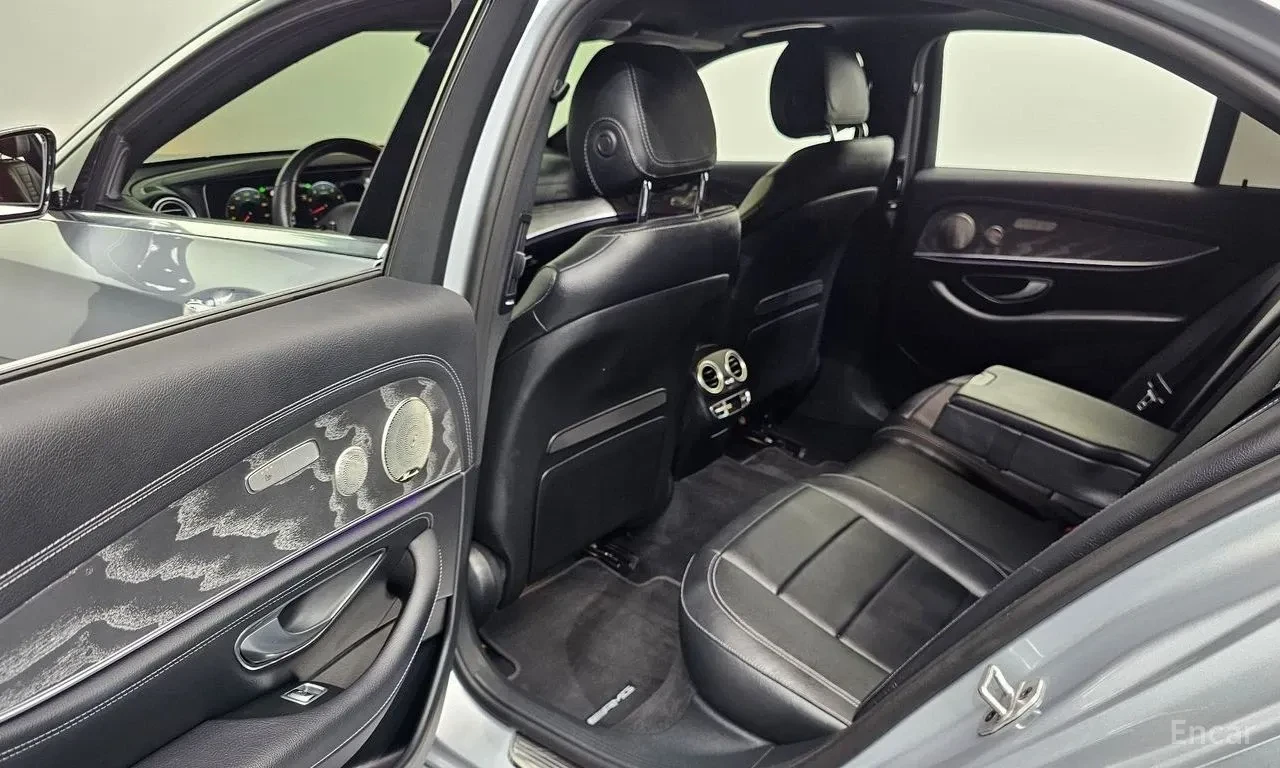 Mercedes-Benz E 350 AMG ПАКЕТ/BURMESTER/ОБДУХВАНЕ/ДИСТРОНИК/ПАНОРАМА, снимка 11 - Автомобили и джипове - 55058812