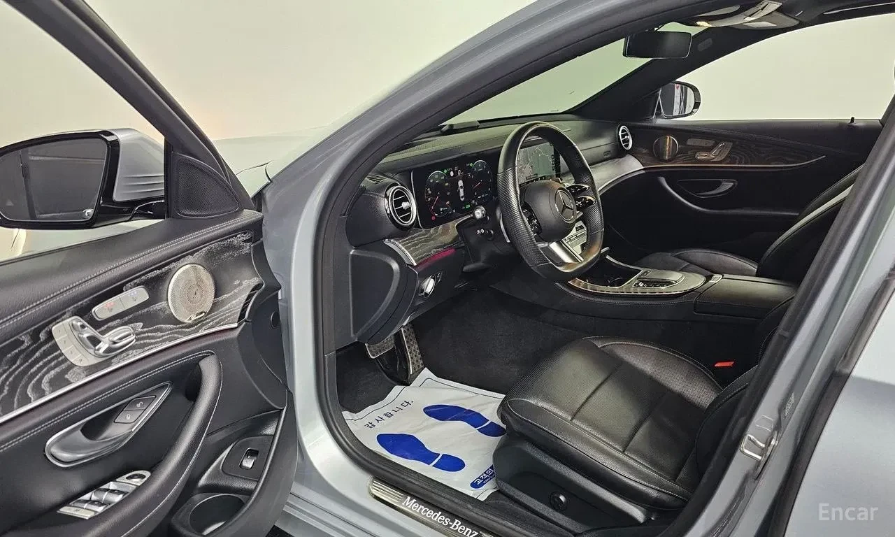 Mercedes-Benz E 350 AMG ПАКЕТ/BURMESTER/ОБДУХВАНЕ/ДИСТРОНИК/ПАНОРАМА, снимка 14 - Автомобили и джипове - 55058812