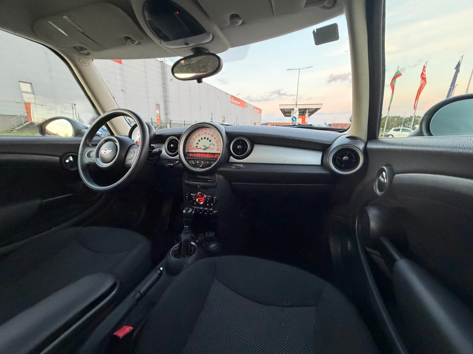 Mini Clubman SD Automatic , снимка 13 - Автомобили и джипове - 55094598