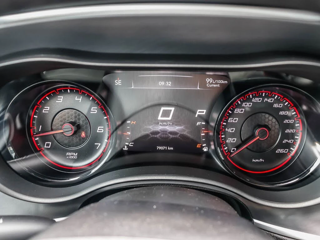Dodge Charger 5.7 R/T FULL SPECIAL , снимка 12 - Автомобили и джипове - 55185881
