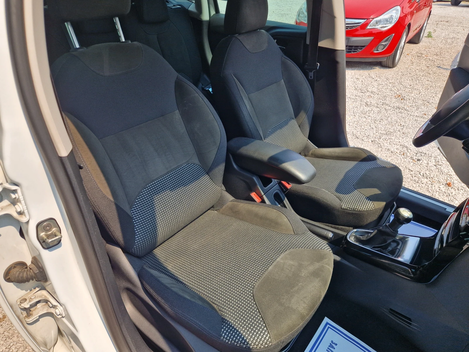 Citroen C3 1.2i/Exclusiv/Panorama, снимка 12 - Автомобили и джипове - 55673172