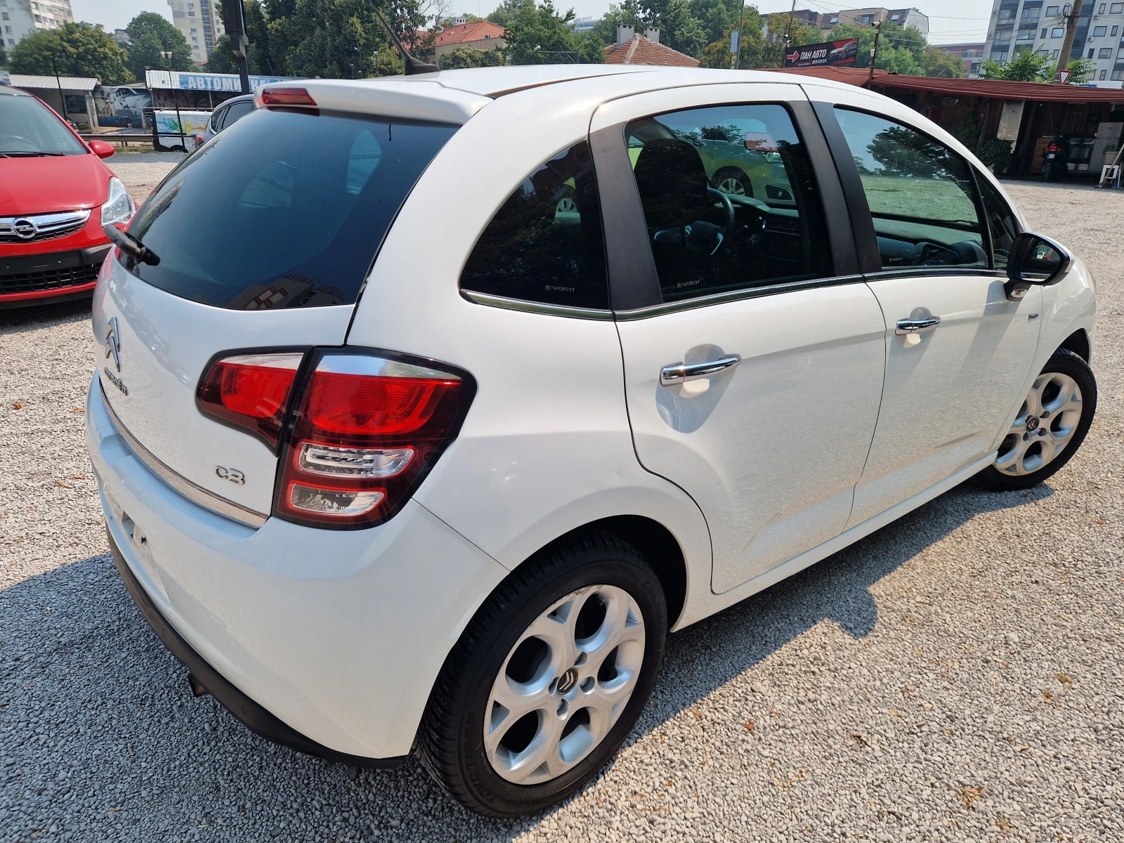 Citroen C3 1.2i/Exclusiv/Panorama, снимка 5 - Автомобили и джипове - 55673172
