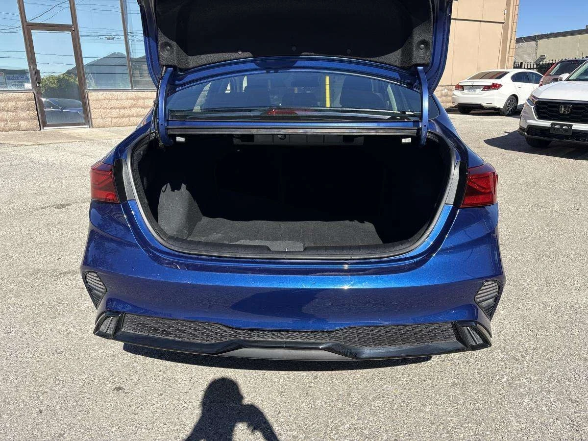 Kia Forte EX Carplay/Heated Seats * CARFAX| ФИКС ЦЕНА ДО БГ, снимка 15 - Автомобили и джипове - 55887095