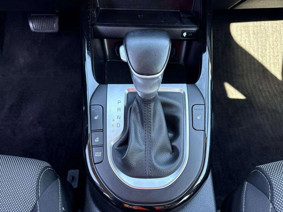 Kia Forte EX Carplay/Heated Seats * CARFAX| ФИКС ЦЕНА ДО БГ, снимка 9 - Автомобили и джипове - 55887095