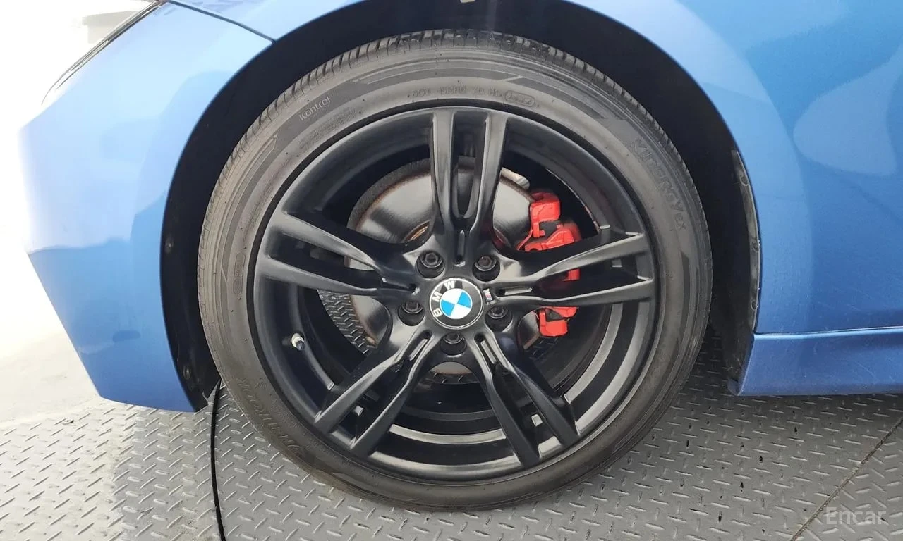 BMW 330 i M Sport * ШИБИДАХ* ПОДГРЕВИ* АВТОФИНАНСИРАНЕ* , снимка 5 - Автомобили и джипове - 55904959