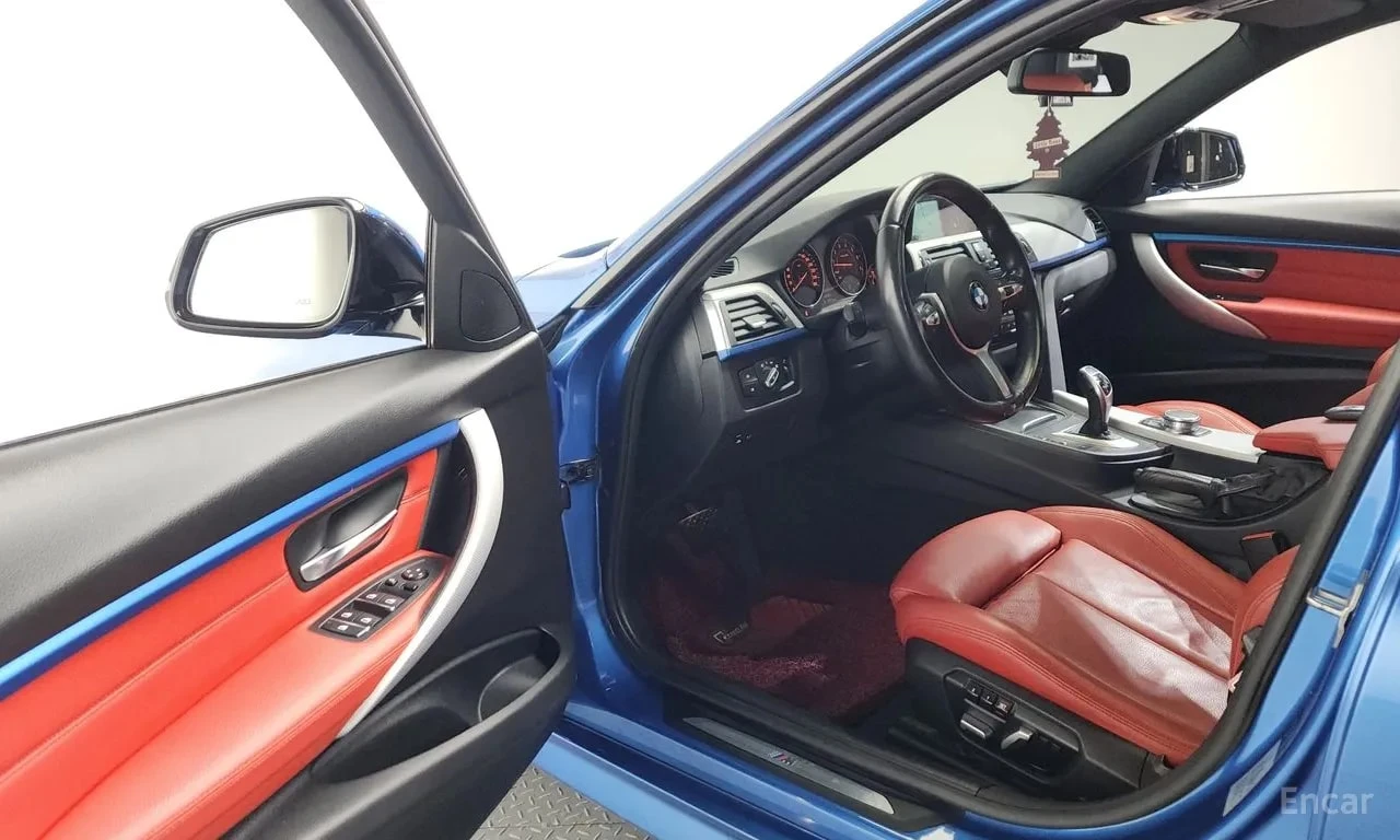 BMW 330 i M Sport * ШИБИДАХ* ПОДГРЕВИ* АВТОФИНАНСИРАНЕ* , снимка 10 - Автомобили и джипове - 55904959