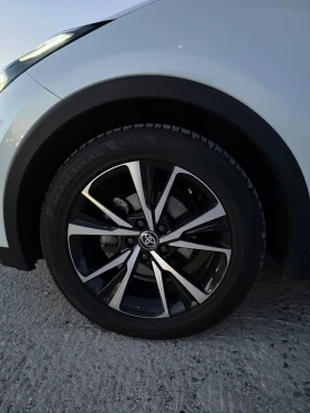 Toyota C-HR Toyota CH-R 1.8 HEV E-CVT CLUB FWD  , снимка 8