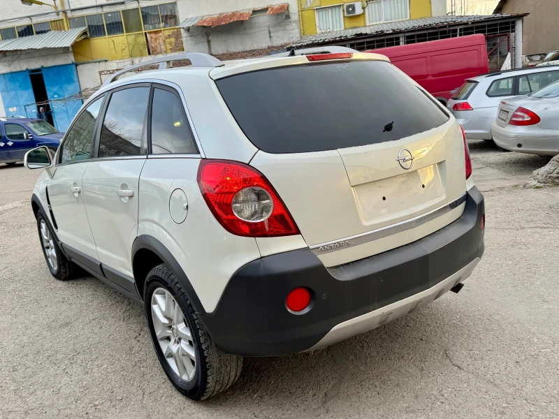 Opel Antara 2.4i 4x4 LPG, снимка 4 - Автомобили и джипове - 48987627