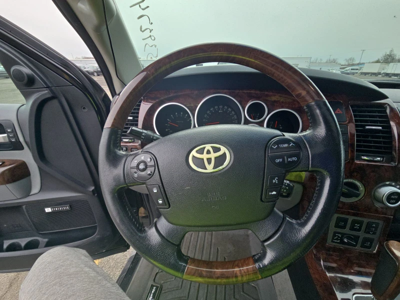 Toyota Sequoia Platinum* V8 5.7* 4х4, снимка 8 - Автомобили и джипове - 49532358