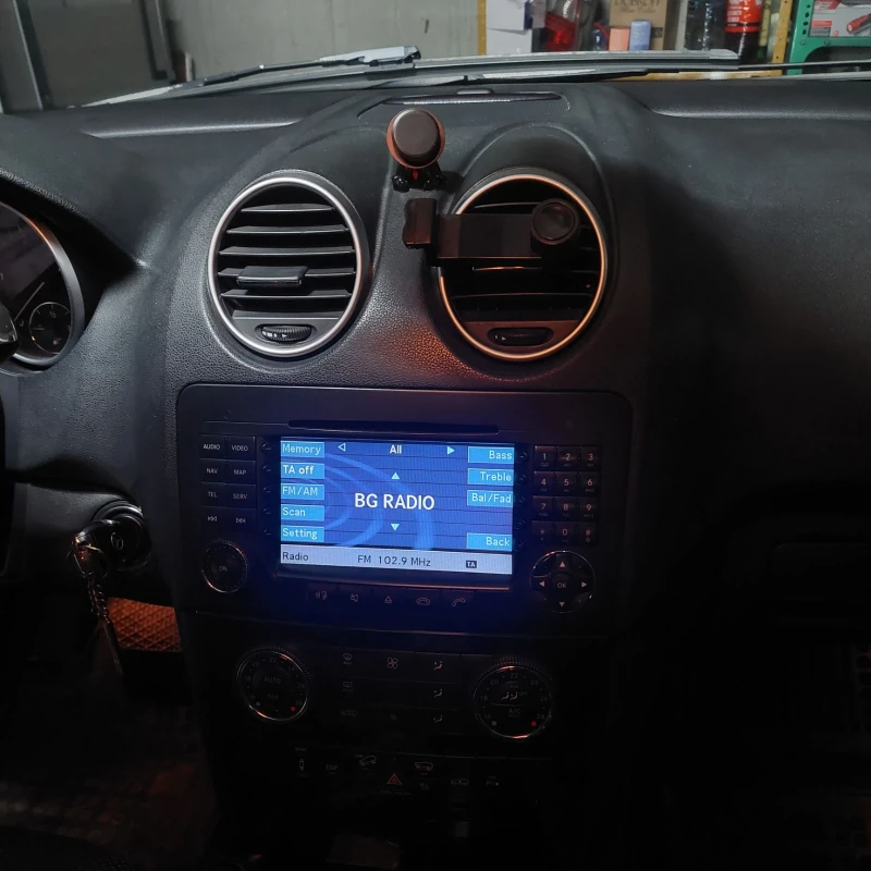 Mercedes-Benz ML 320, снимка 12 - Автомобили и джипове - 52645804