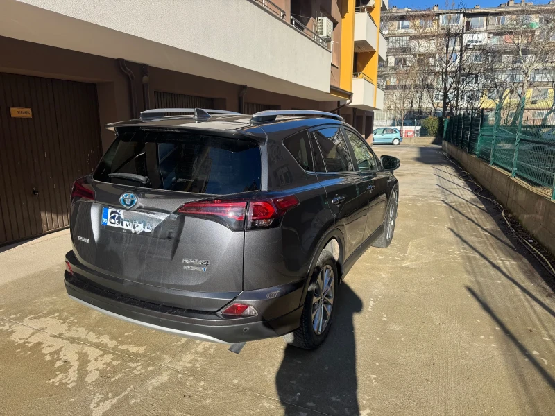 Toyota Rav4 2.5 Hibrid, снимка 10 - Автомобили и джипове - 52942278