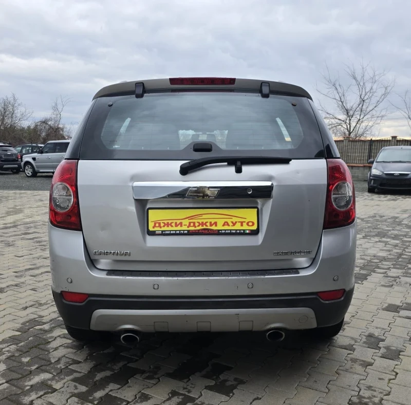 Chevrolet Captiva 2.0VCDI 4X4 7местна, снимка 5 - Автомобили и джипове - 53038066