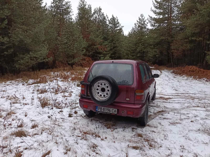 Kia Sportage 2.0, снимка 4 - Автомобили и джипове - 53226186