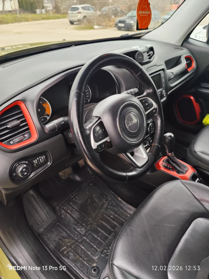 Jeep Renegade, снимка 6 - Автомобили и джипове - 53463983