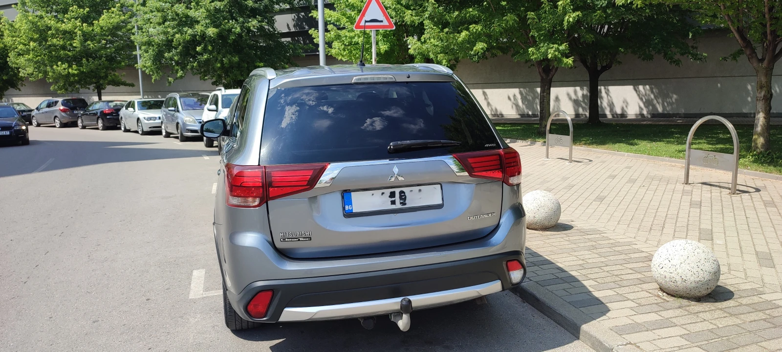 Mitsubishi Outlander 2.2 DI-D - изображение 6