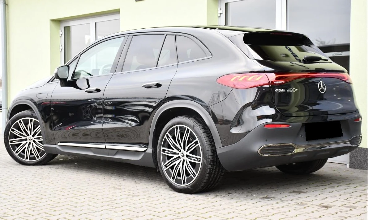 Mercedes-Benz EQE 350+ AMG Line - изображение 4