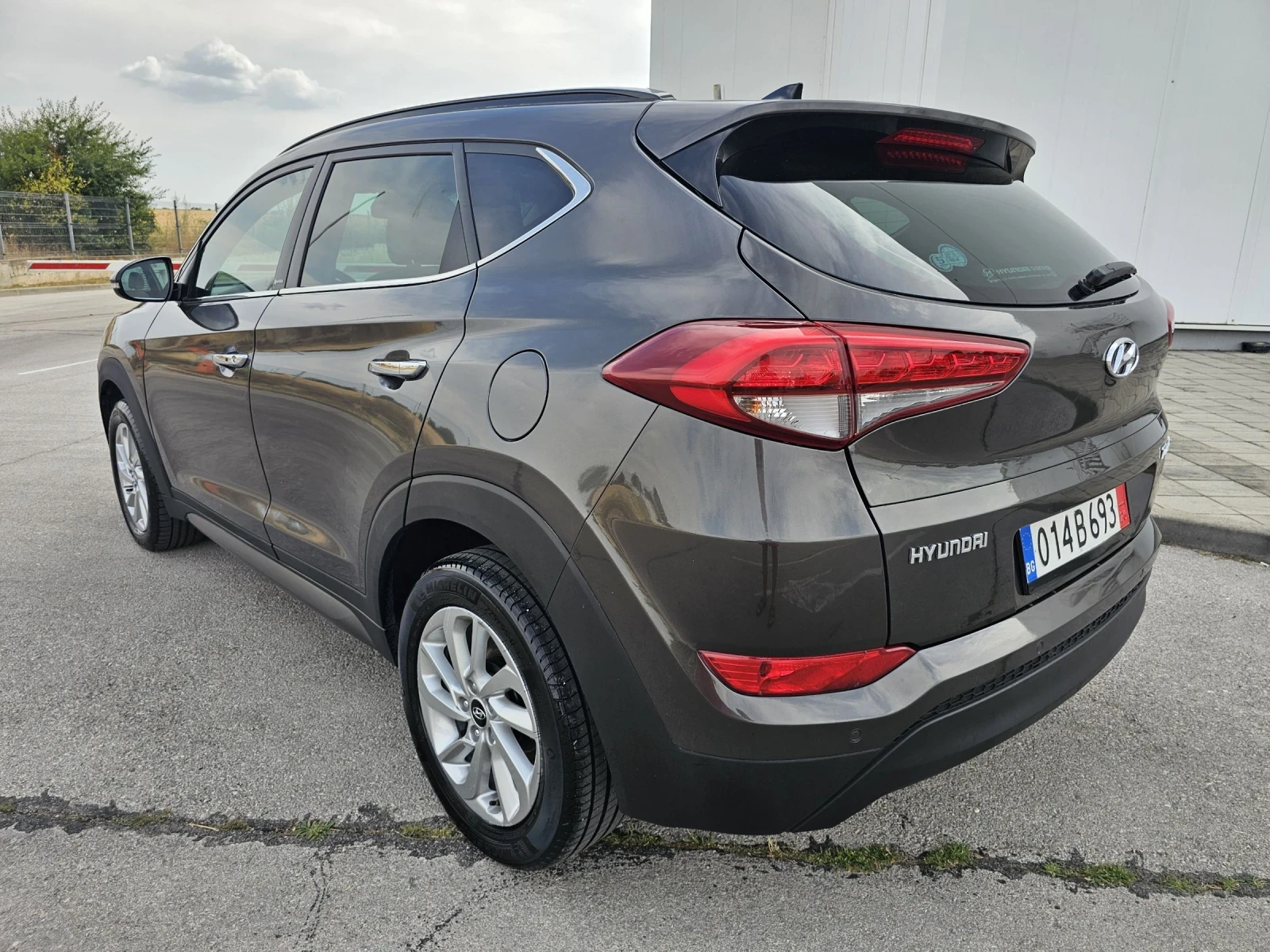 Hyundai Tucson 1.7crdi 116k.s Navi Keyless Panorama Kamera - изображение 6
