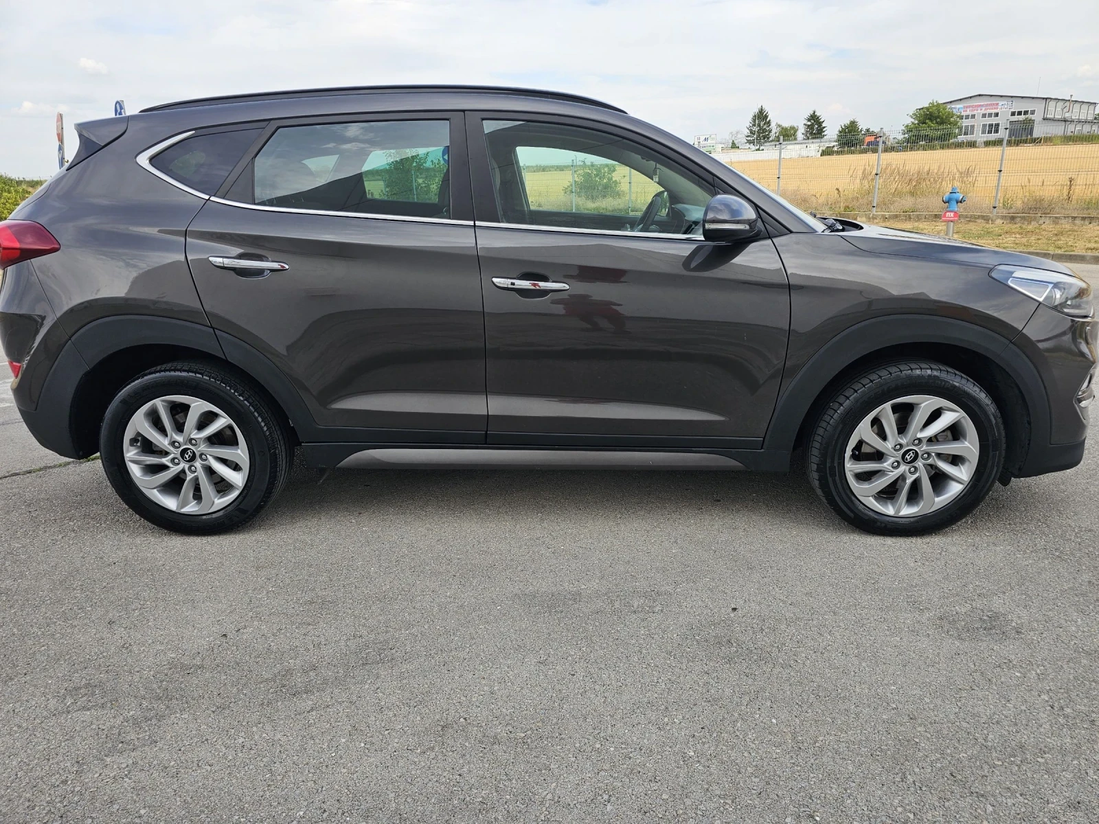 Hyundai Tucson 1.7crdi 116k.s Navi Keyless Panorama Kamera - изображение 4