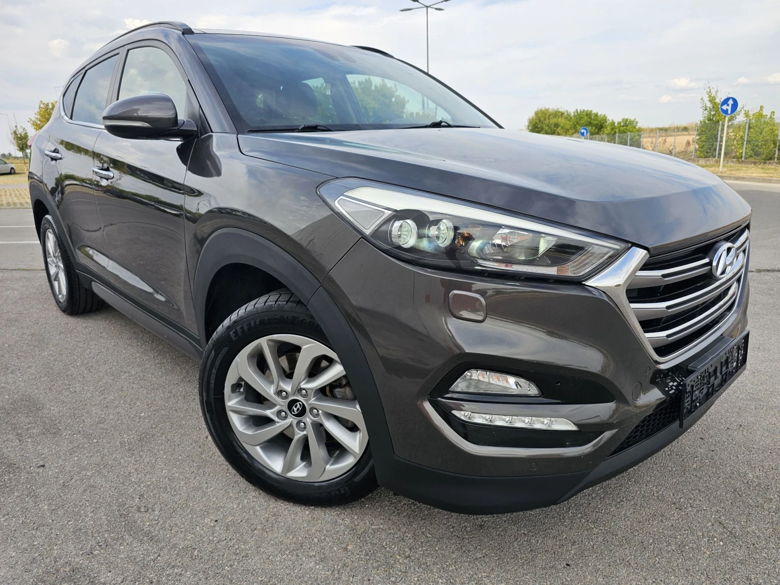 Hyundai Tucson 1.7crdi 116k.s Navi Keyless Panorama Kamera - изображение 3
