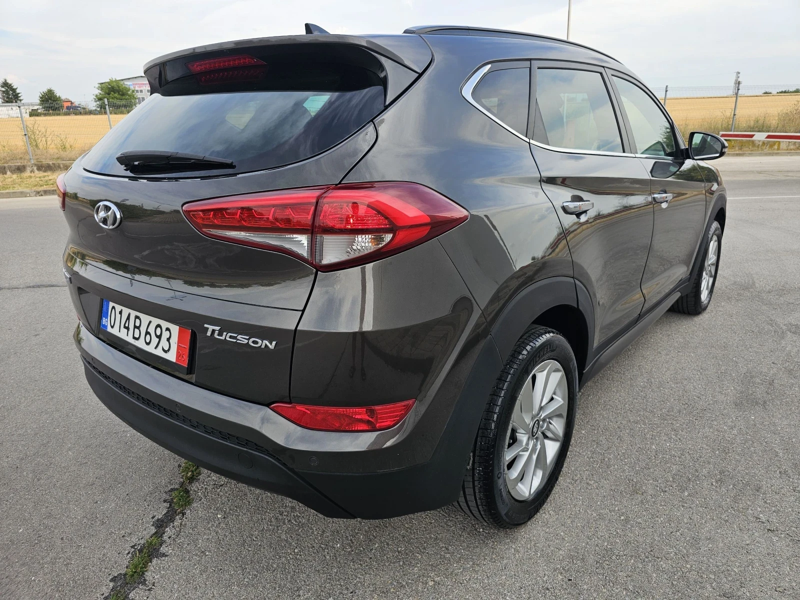 Hyundai Tucson 1.7crdi 116k.s Navi Keyless Panorama Kamera - изображение 5